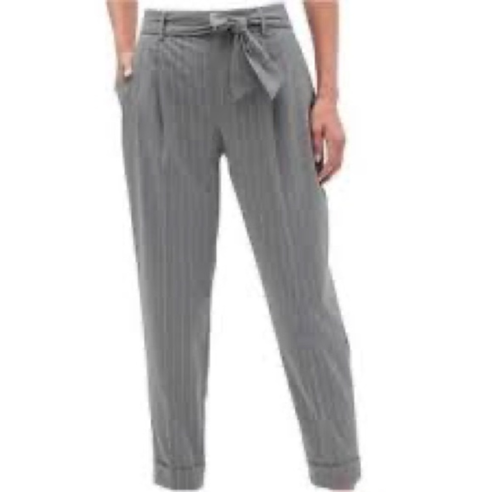 Banana Republic Gray Pinstripe Women's Trousers Size 10